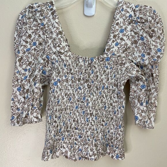New!Olivaceous Top| 100% rayon| Small|ribbed| soft| cropped| stretchy|floral - Picture 3 of 16